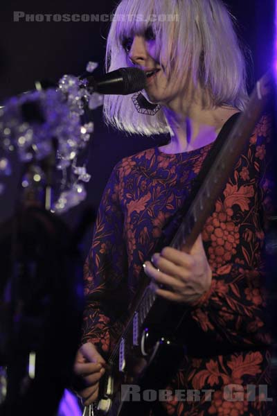 THE JOY FORMIDABLE - 2011-10-24 - PARIS - Nouveau Casino - Rhiannon Bryan